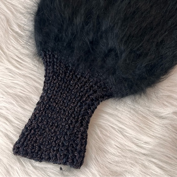 Hand knit Vintage Black V-neck Sweater Rabbit - Picture 6 of 10